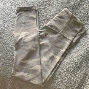 athleta elation camo 7/8 tight